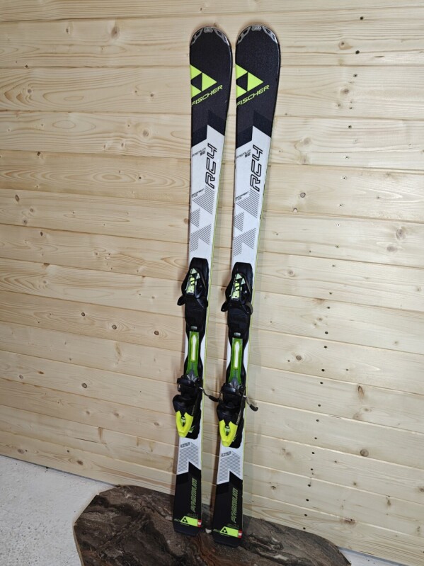 LYŽE FISCHER RC4 PREMIUM SC 150CM